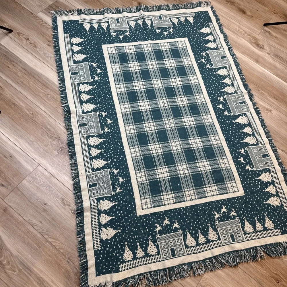 Vintage Green White Christmas Throw Blanket Snow House‎ Reindeer 66x44 Fringed